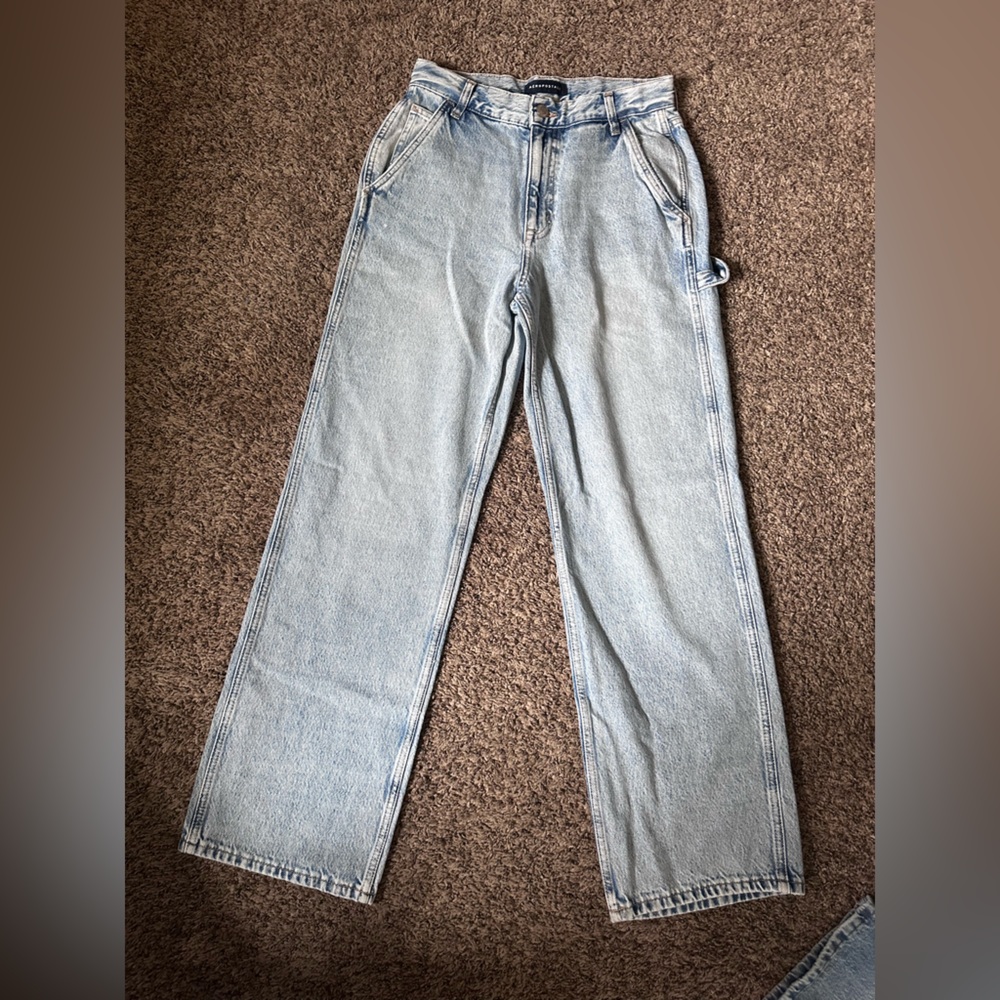 Aeropostale 90s baggy style